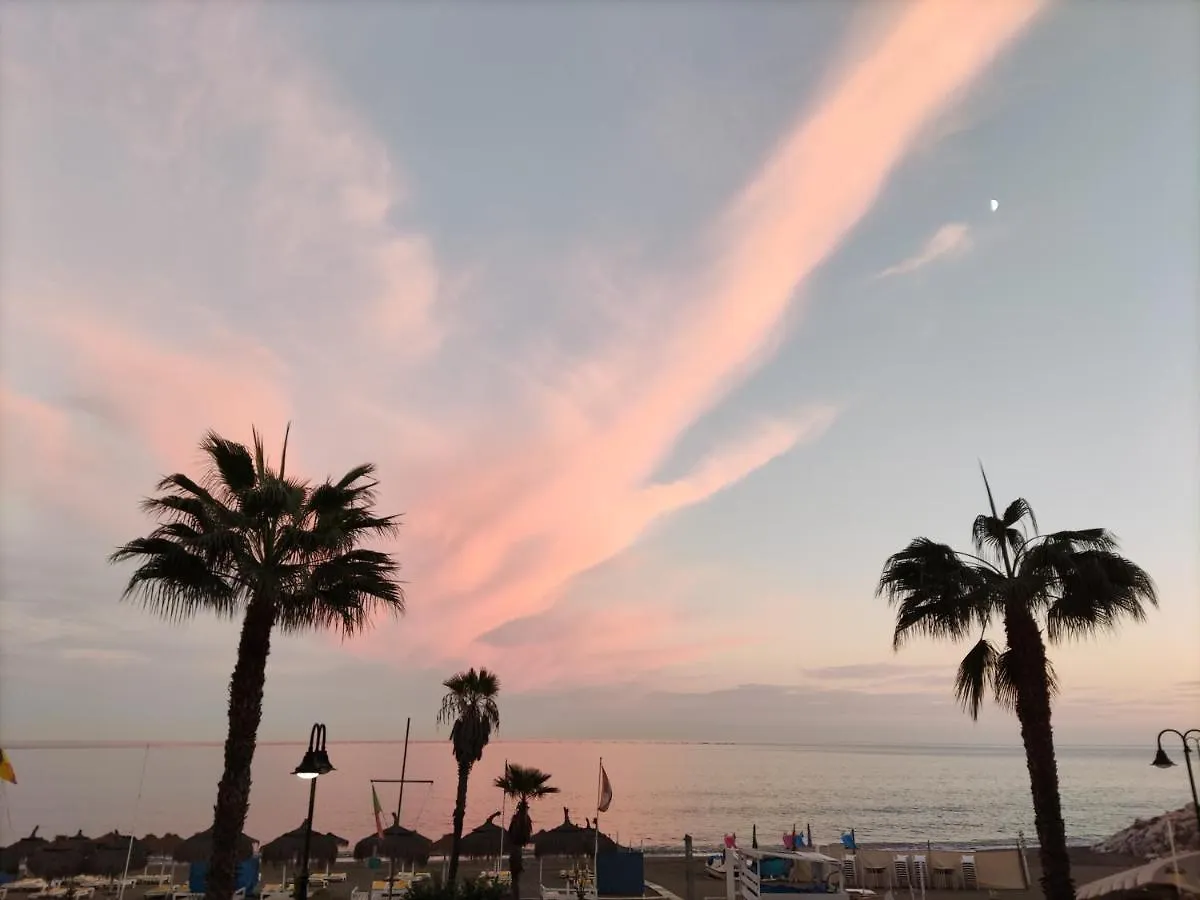 Daire Nuevo Roca Chica, Primera Linea Playa,Torremolinos İspanya